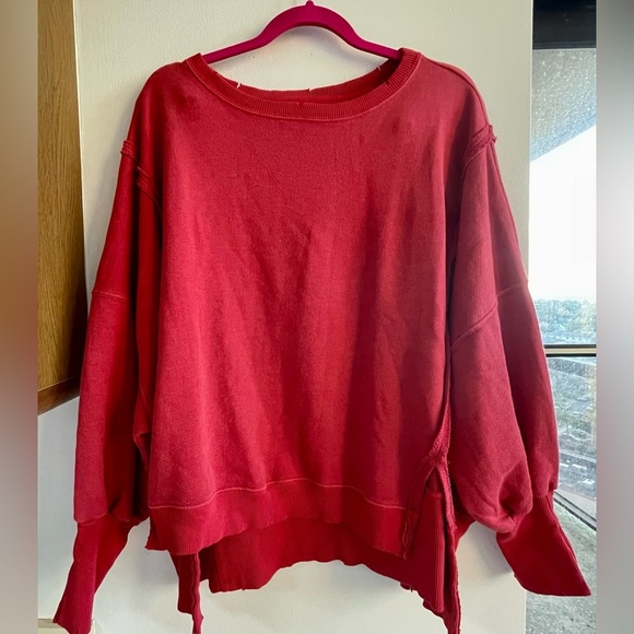 Free People We The Free Camden Sweatshirt in Red Size Medium NWOT - Picture 7 of 16